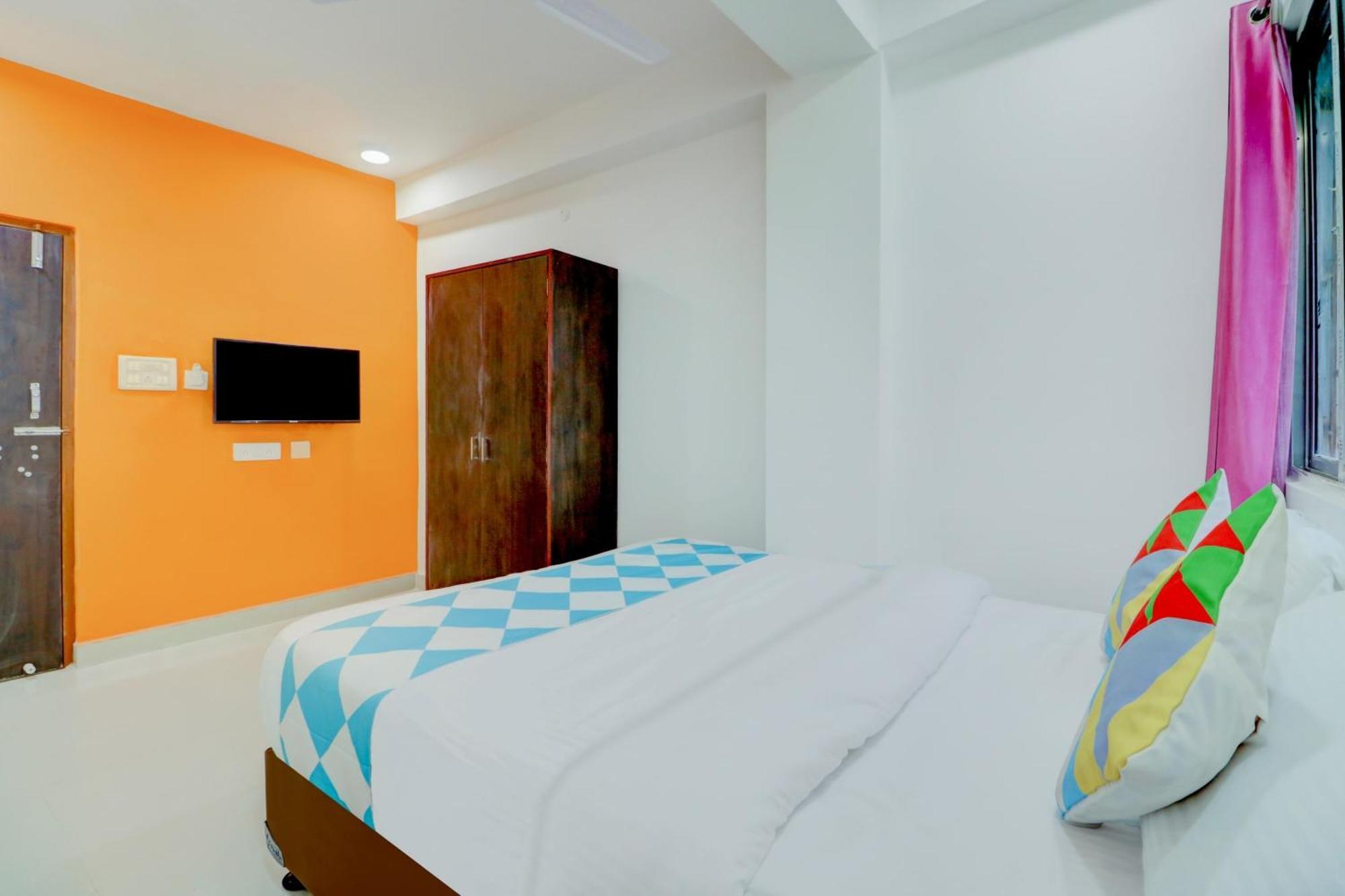 OYO Flagship 74641 Delightful Stay Em Byepass Calcutta Eksteriør billede