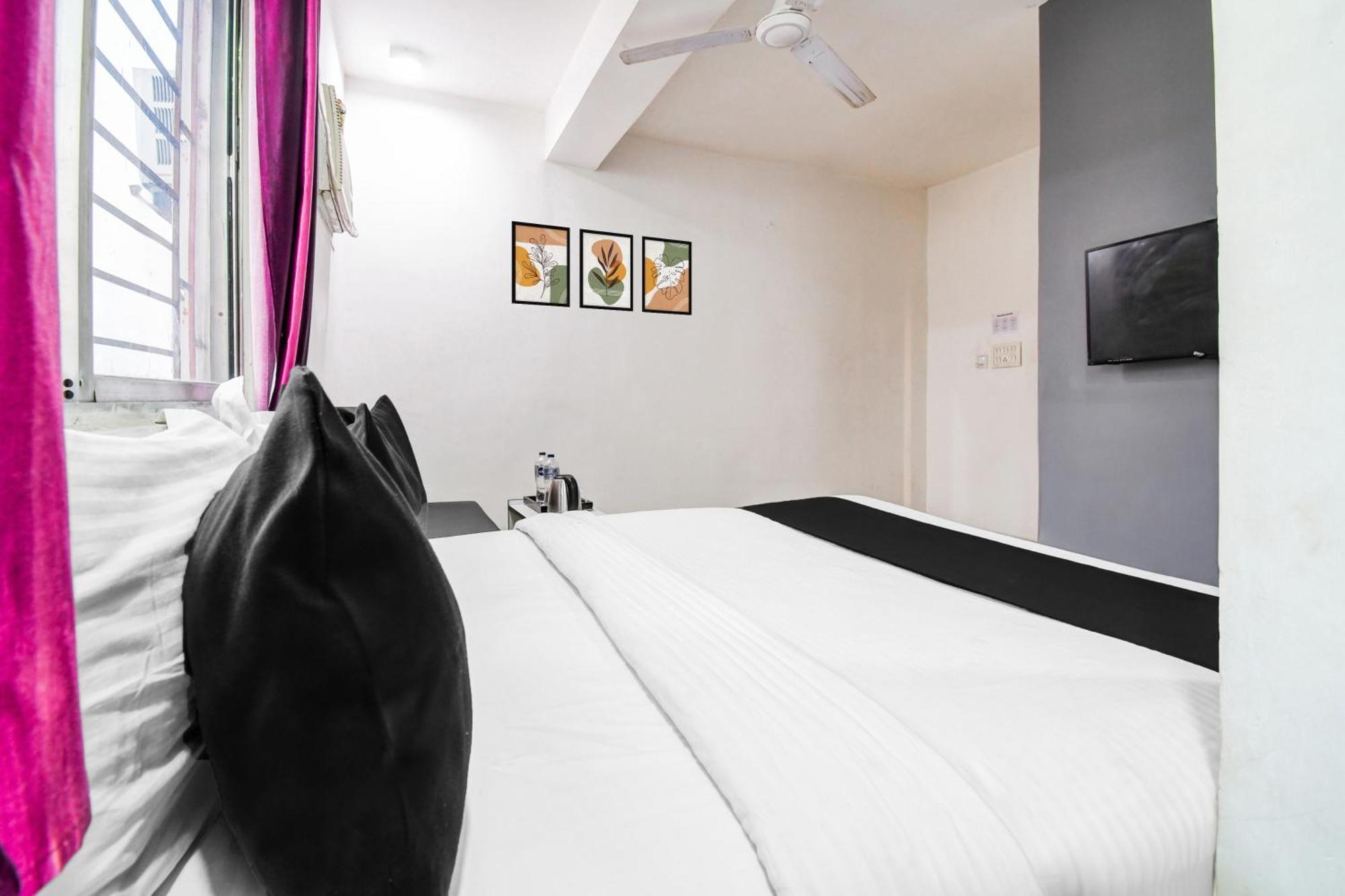 OYO Flagship 74641 Delightful Stay Em Byepass Calcutta Eksteriør billede